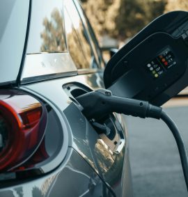 Découverte des exigences et réglementations applicables aux batteries Li-Ion pour véhicules électriques